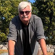 Juholts tidigare inlägg/bild från starten av Ulf Kristerssons valturné.