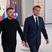 Volodymyr Zelenskyj och Emmanuel Macron. 