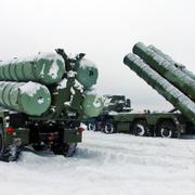 Ryska försvarsbolaget Almaz Anteys luftförsvarssystem S-400