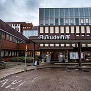 Huvudentrén till Blekingesjukhuset i Karlskrona.