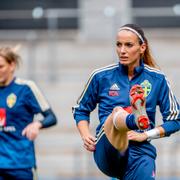 Kosovare Asllani under onsdagens landslagsträning på Gamla Ullevi i Göteborg inför VM-kvalmatchen mot Ukraina på torsdag.