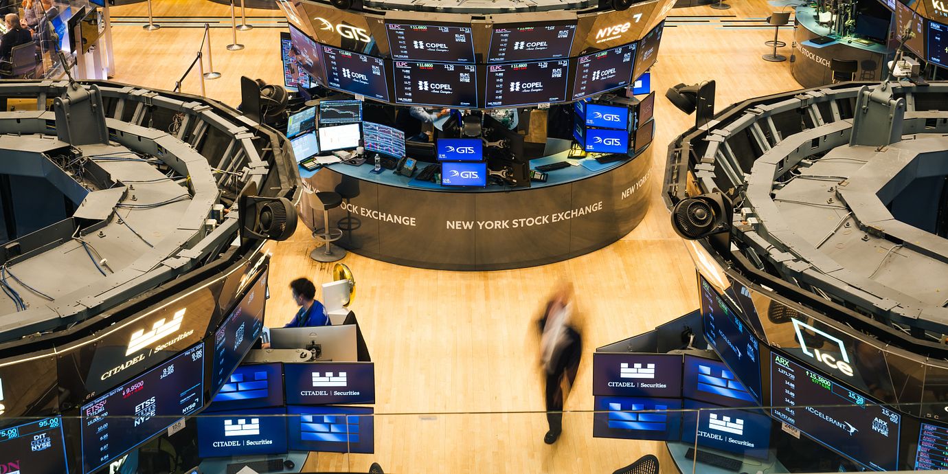 Illustrationsbild. Investerare på New York Stock Exchange.