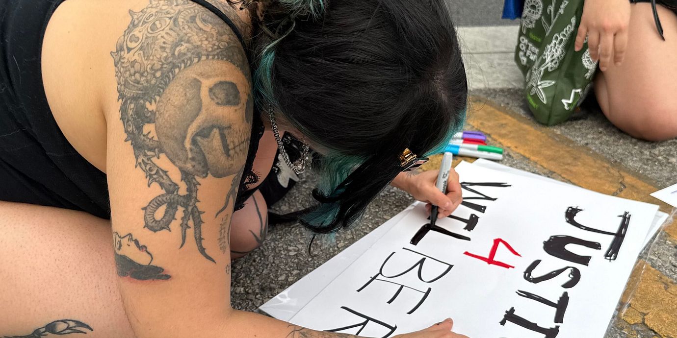 Protester efter skjutningen i Texas.