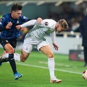 Viktor Gyökeres med bollen under en match den 30 november.