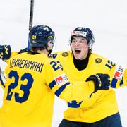 Jonathan Lekkerimäki och Noah Östlund jublar. 