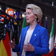 EU-kommissionens ordöfrande Ursula von der Leyen efter att överenskommelsen i Bryssel gått igenom. 