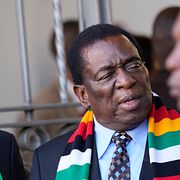 Zimbabwes president Emmerson Mnangagwa och justitieminister Ziyambi Ziyambi.