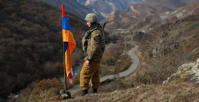 Soldat från Armeniens militär /Arkivbild Sergei Grits / AP