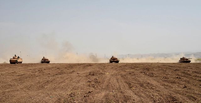 Arkivibld. Turkiska och irakiska soldater under en militärövning i Irak i september 2017. AP