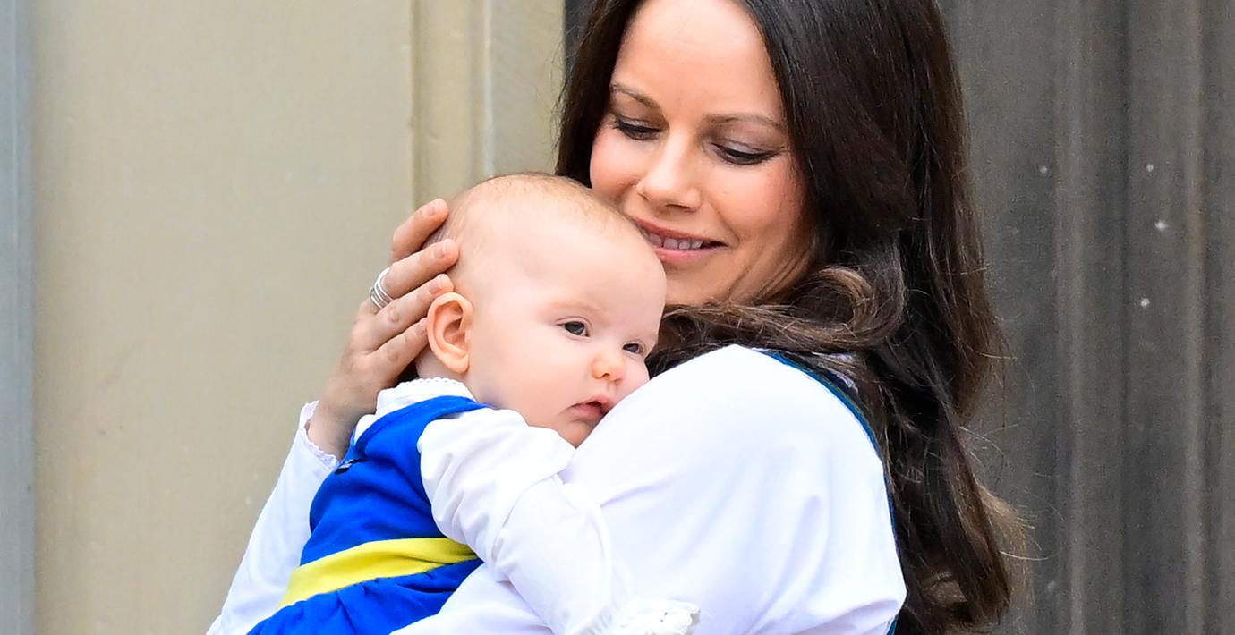 I dag döps prinsessan Ines - Estelle blir gudmor