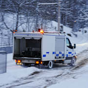 Snöröjning vid Marklandsgatan.