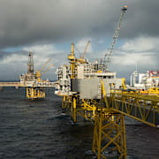 Borrplattform i Nordsjön för utvinning av olja och gas. 