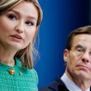  Statsminister Ulf Kristersson (M), energi- och näringsminister Ebba Busch (KD).