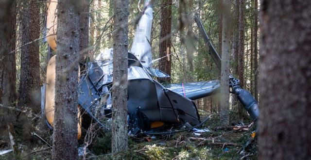 Den kraschade helikoptern utanför Leksand.  Henrik Hansson/TT / TT NYHETSBYRÅN