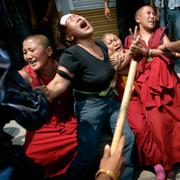 Tibetaner demonstrerar mot Kinas inflytande. Arkivbild från 2008.