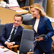 M:s partiledare Ulf Kristersson och KD:s partiledare Ebba Busch. 