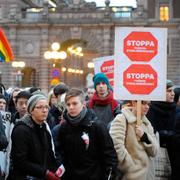 Demonstration mot tvångssteriliseringar utanför riksdagen 2012. 