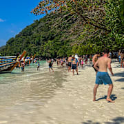 Arkivbild från en strand i Thailand. 