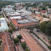 Flygfoto över centrala Söderhamn. 