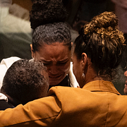 Alexandre de Moraes. Marielle Francos dotter och andra familjemedlemmar efter domen den 25 februari 2026. 