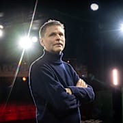 Skådespelaren Shanti Roney är aktuell med monologen ”Jävla karlar”. 