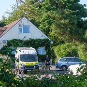 Polis på plats utanför Ann Widdecombes hem.