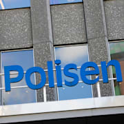 En före detta chef på polisen misstänks för brott. 