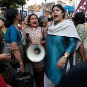 Protester tidigare i år mot den rättsliga hanteringen av en uppmärksammad våldtäkt i Indien.