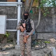 Indisk soldat i Kashmir.