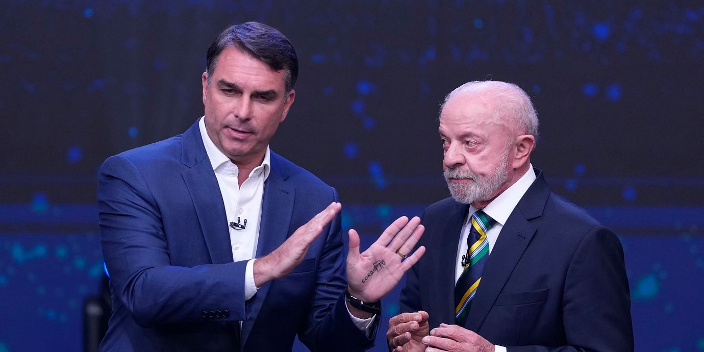 De båda presidentkandidaterna var med i en tv-sänd debatt på söndagen.