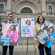 Liberalernas partisekreterare Fredrik Brange (L) och partiledare Simona Mohamsson (L) presenterade sin valkampanj under torsdagen.