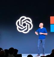 Open AI:s vd Sam Altmann och Microsofts vd Satya Nadella. 