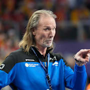 Staffan Olsson i rollen som nederländsk förbundskapten.