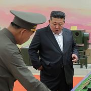 I bilder som Nordkorea har publicerat syns diktatorn Kim Jong-un besöka det nya museet.