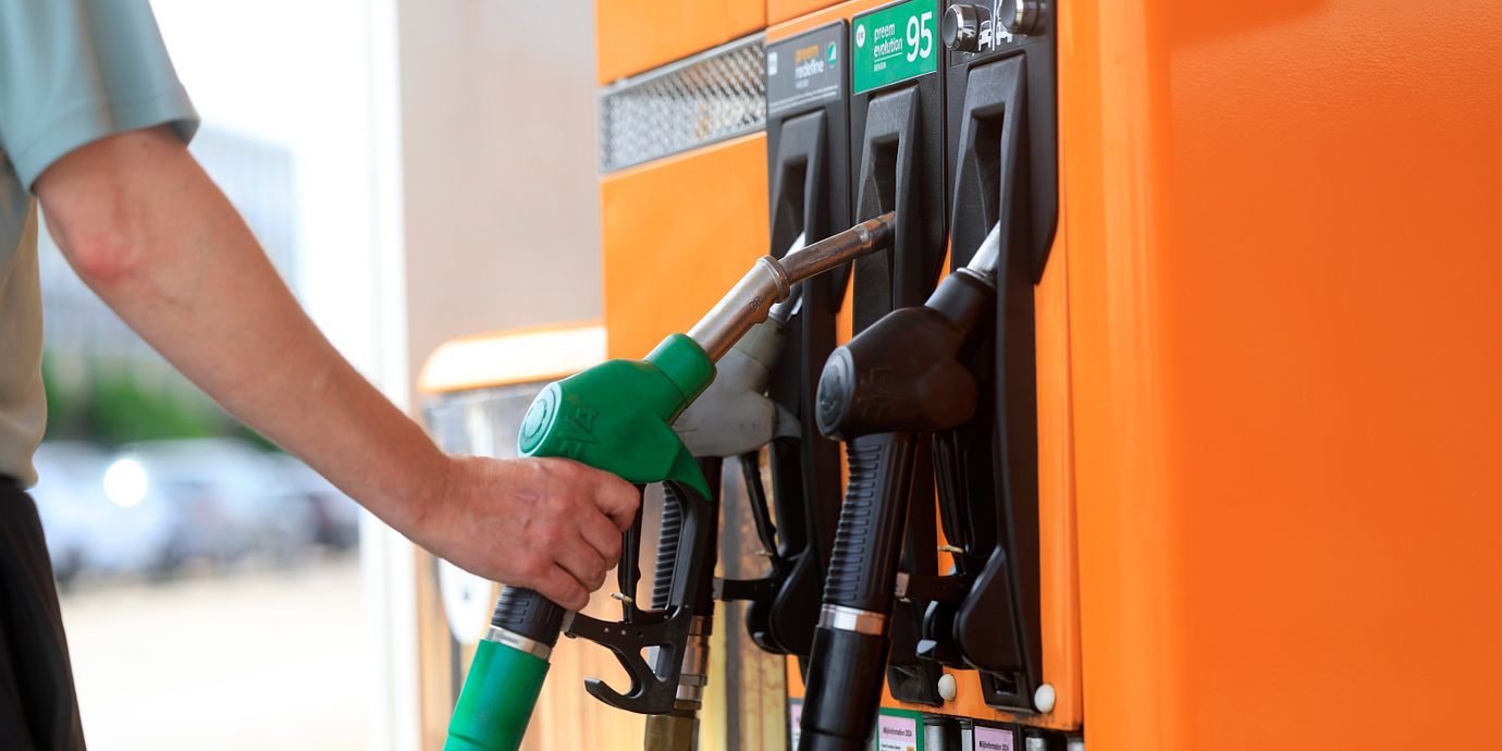 Analytiker: Risk för dyrare bensin och diesel