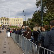 Kön utanför slottet.