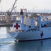 Arkivbild:  USNS Mercy i hamnen i Los Angeles den 15 maj 2020.