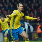 Zlatan Ibrahimovic efter 0-1 under EM-kvalmatchen mot Danmark 2015/Jordskalvet i Mexiko 2017.