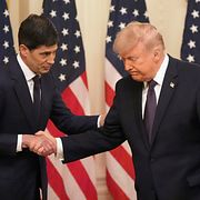 Federal Reserve-chefen Kevin Warsh och president Donald Trump.