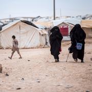 I tältlägret Al Hol i norra Syrien sitter många människor med misstänkta IS-kopplingar. 