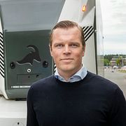 Vd Robert Falck.