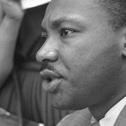 Martin Luther King pratar med reportrar 1963. 