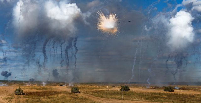 Bild från Zapadövningar med ryska och belarusiska styrkor i september 2021. Vadim Savitskiy / AP