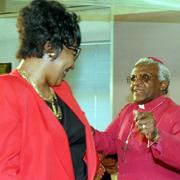 Winnie Madikizela-Mandela och Desmond Tutu