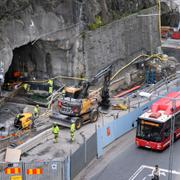 Byggnadsarbetare i arbete vid Katarinaberget.