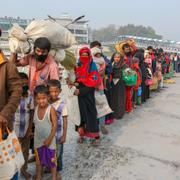 Flyktingar ur folkgruppen rohingya i Bangladesh.