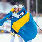 Skidstjärnorna Frida Karlsson och Ebba Andersson. Arkivbild från vinterns OS.