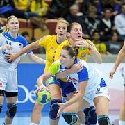 Trots två inledande segrar i EM-kvalet kräver nu förbundskapten Torbjörn Klingvall kförbättrad fysik i svensk damlandslaget i handboll.