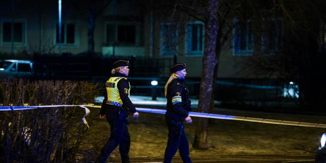 Polis på plats i Vimanshäll i Linköping efter onsdagens skottlossning Magnus Andersson/TT