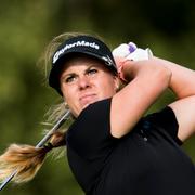  Daniela Holmqvist, i dag 36 år. På bilden, som är från  2014, deltar hon i en golftävling i Sverige. 